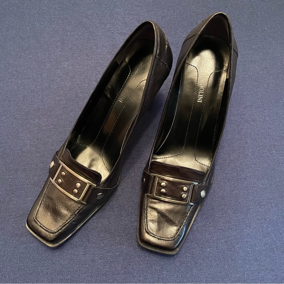 Enzo Angiolini black leather high heeled pump. Size 6. - Picture 7 of 10